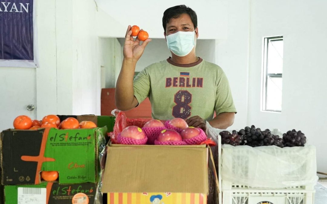 Fruit Vendor Goes from Struggling to Thriving