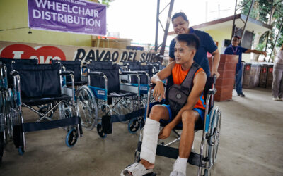 “I should be the one taking care of him!”—Father in tears after receiving wheelchair